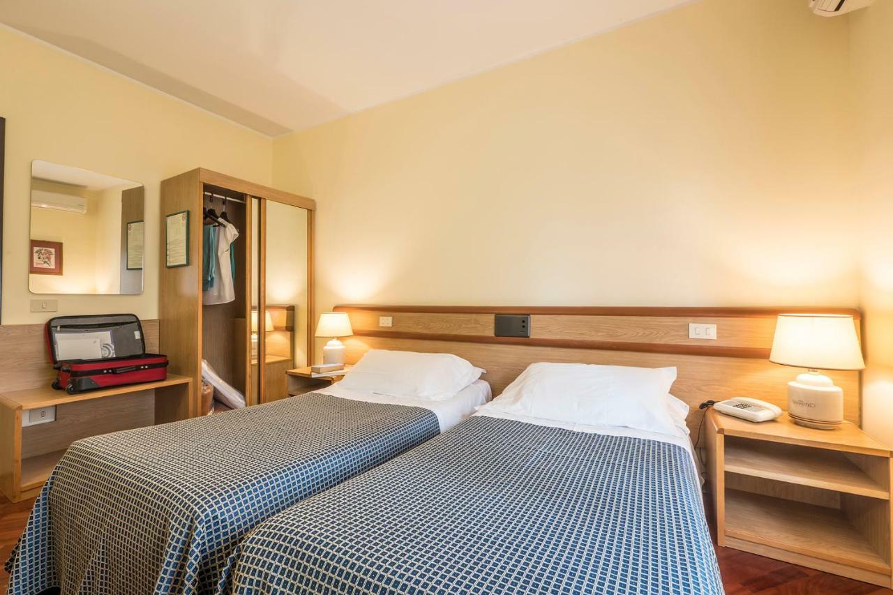 Hotel Vega Perugia Exteriör bild
